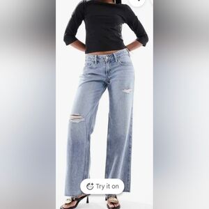 Hollister Women's Light Blue Low Rise Baggy Jeans